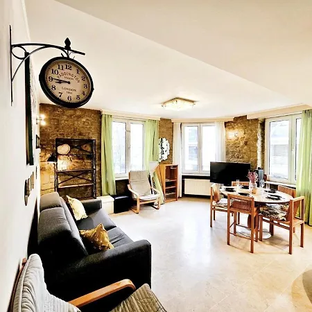 Apartment New 1 Bedroom Flat In Center - Gar68